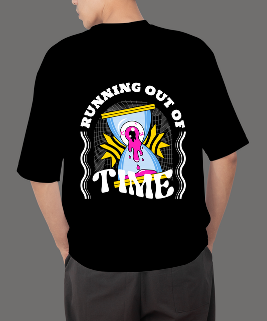 Running out of Time Black Oversize T-Shirt
